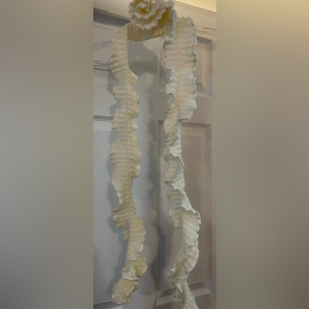 Adorable and fashionable light cream scarf